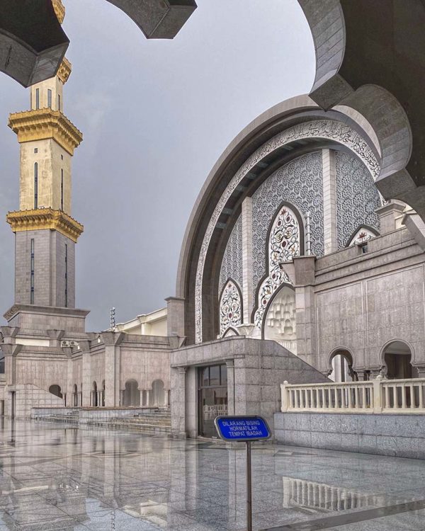 உண்மையான அடியார்கள் யார் எனில்..! - வெள்ளிச் சிந்தனை