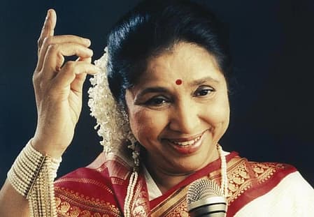 பிரபல இந்தி பாடகி ஆஷா போஸ்லேவின் குரலை AI மூலம் மறுஉருவாக்கம் செய்ய தடை